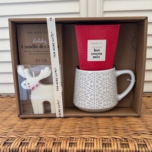 Holiday Candle and Cocoa Set - White and Red